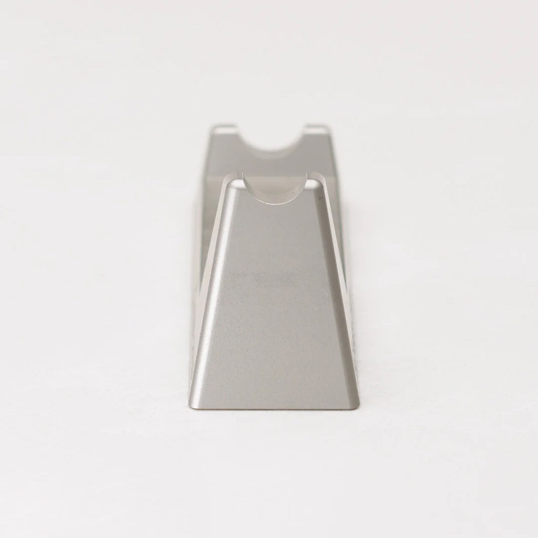 Henson Shaving Razor Stand – Precision-Engineered for the Perfect Fit