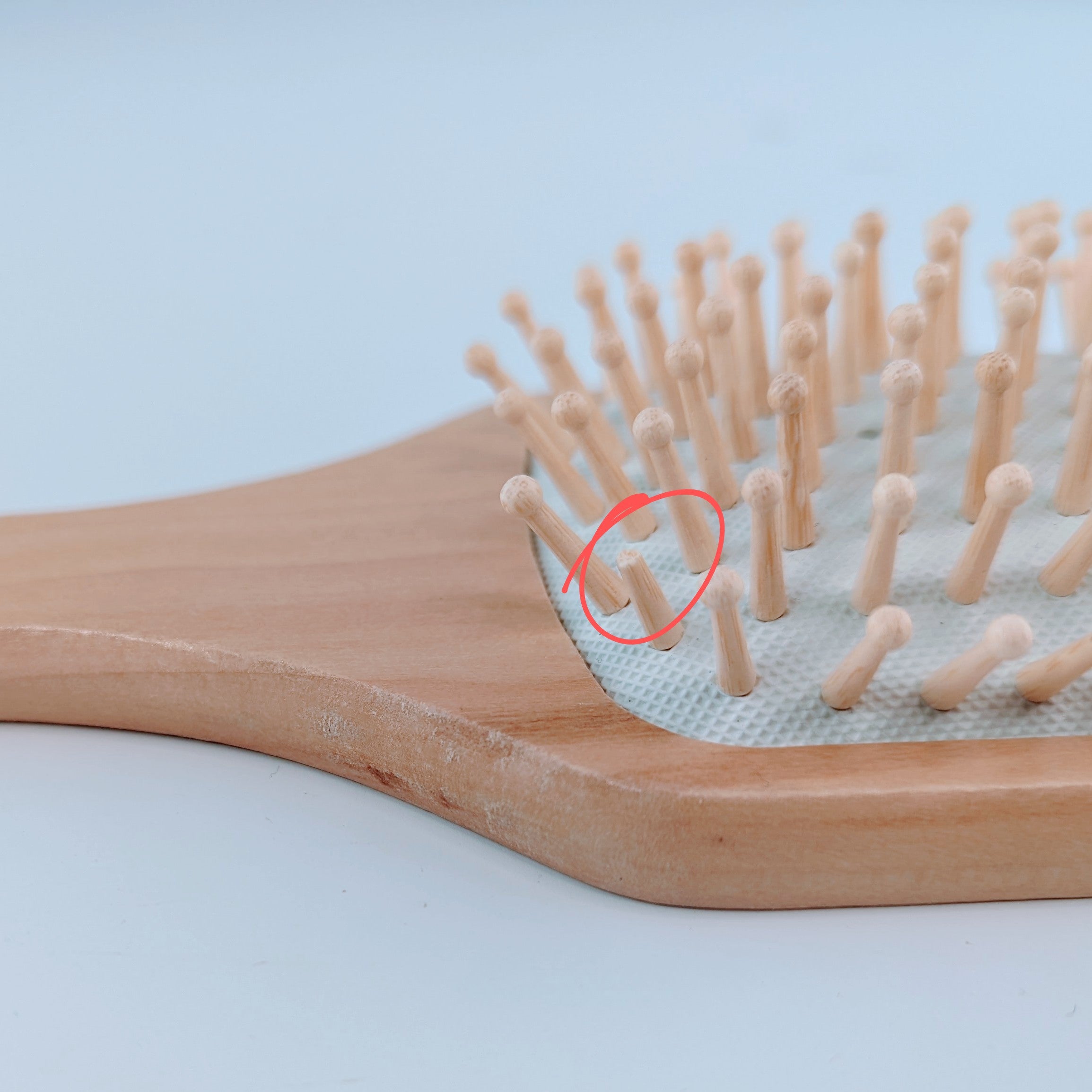 bamboo hair brush (defective)